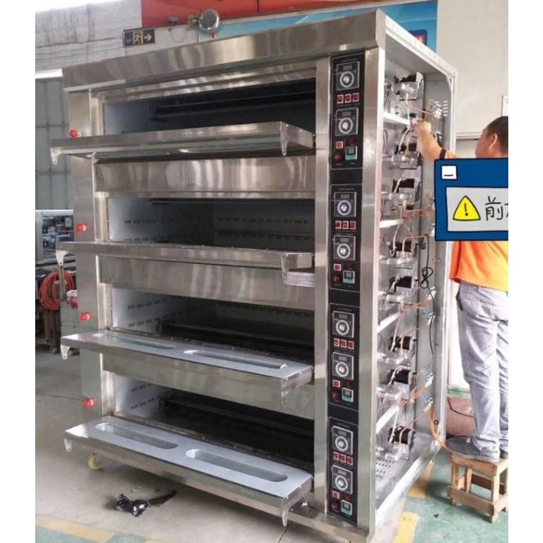 Horno de piso a gas de 4 cámaras independientes con 16 bandejas · HGO-416
